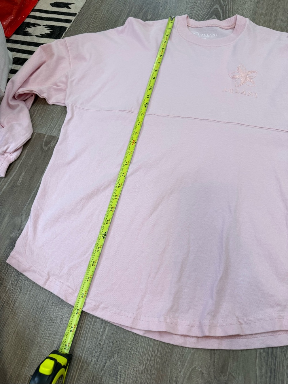 Aulani Hawaii Disney Resort Pink Glitter Shirt XS - Picture 6 of 8